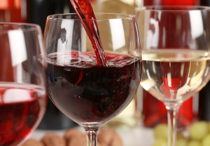 Vino blanco o tinto: ¿cuál y para qué?