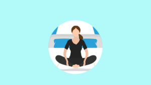 Posiciones de yoga que puedes hacer en tu cama