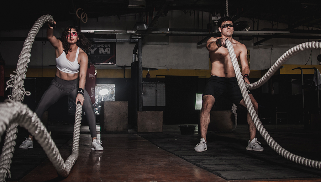 Pros y contras de entrenar en pareja
