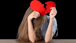 ¿Eres una de las mujeres que aman demasiado mal?