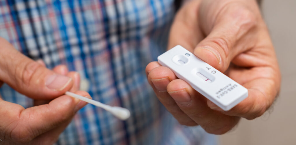 Beneficios de las autopruebas de antígenos COVID-19