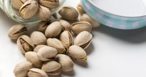 Beneficios de comer pistaches para tu salud 
