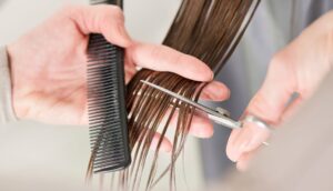 ¡Solo las puntas! Señales de que debes cortarte el pelo