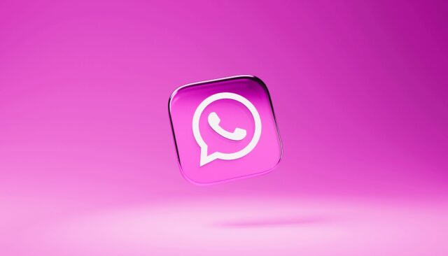 WhatsApp rosa
