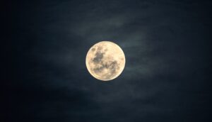 ¿Cómo te pegará la energía de las lunas de octubre 2024?
