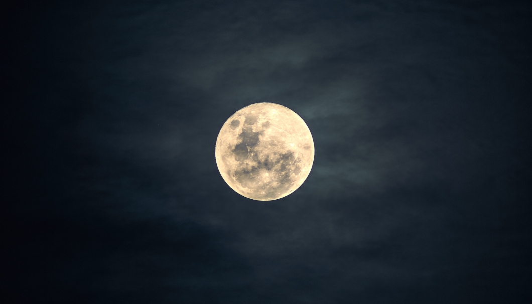 ¿Cómo te pegará la energía de las lunas de octubre 2024?