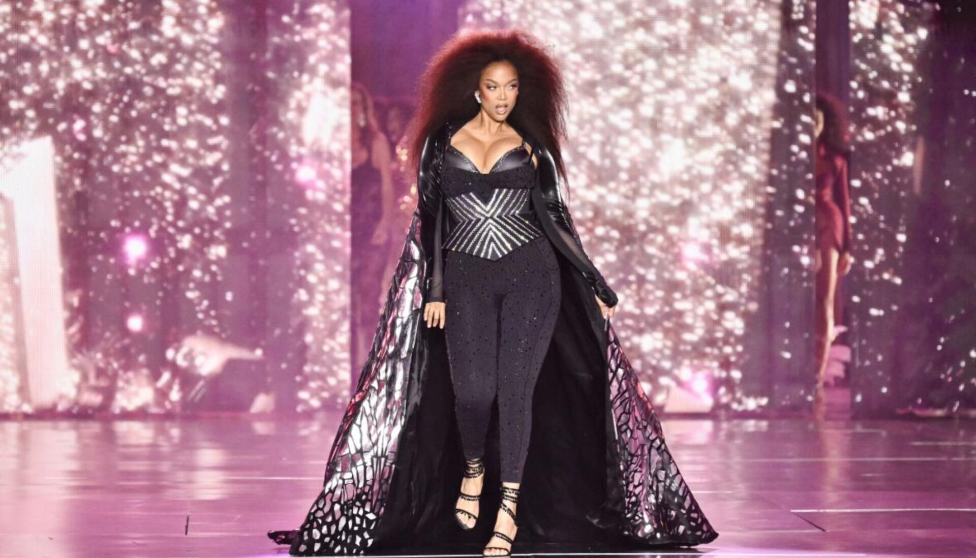 ¡Lo mejor del regreso de Victoria’s Secret Fashion Show!