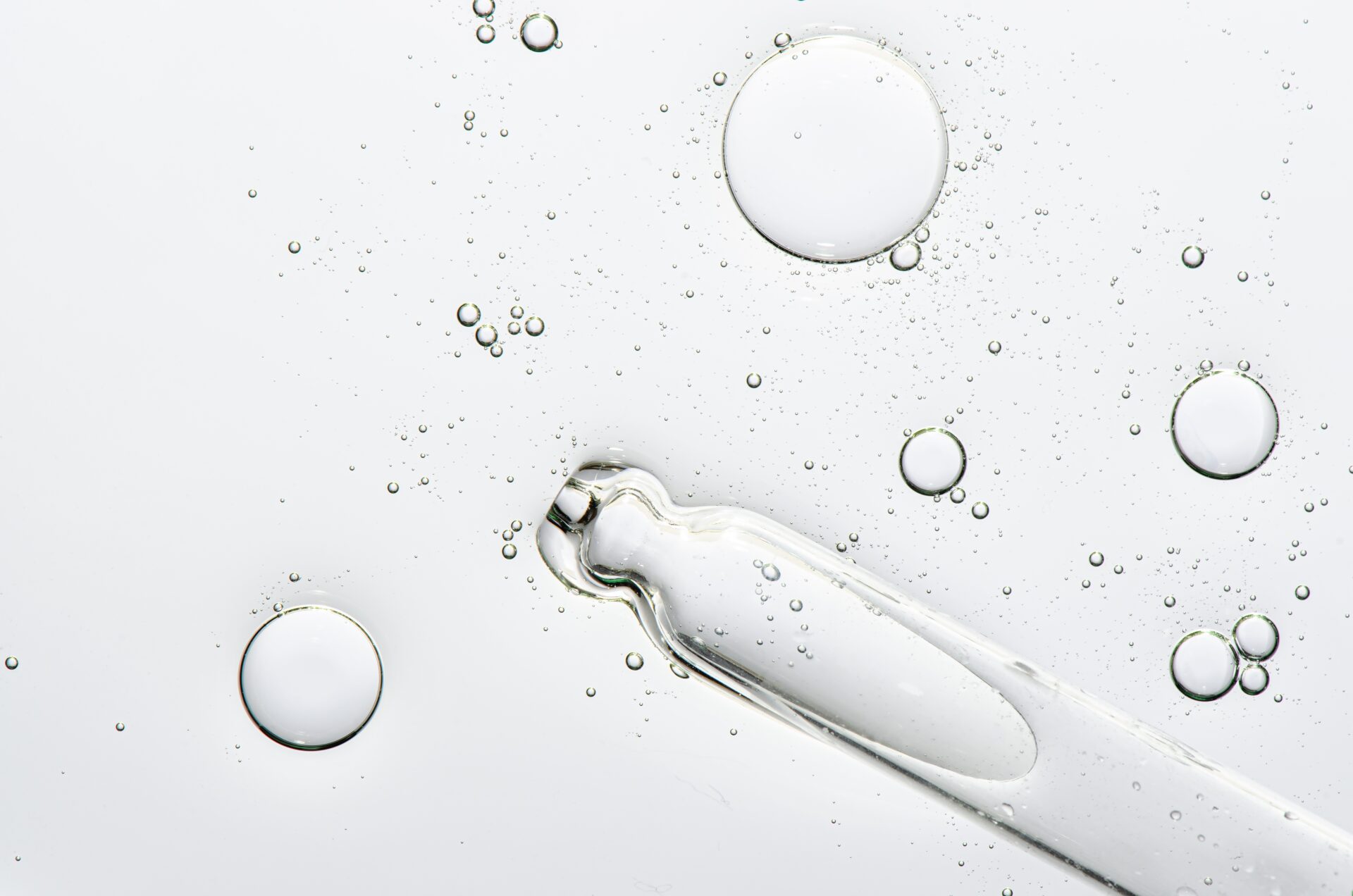 Cinco aguas para incluir en tu rutina de skincare