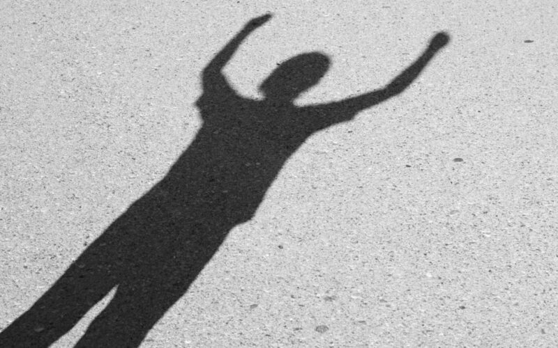 Día sin sombra: El fenómeno solar que te hace desaparecer (casi)