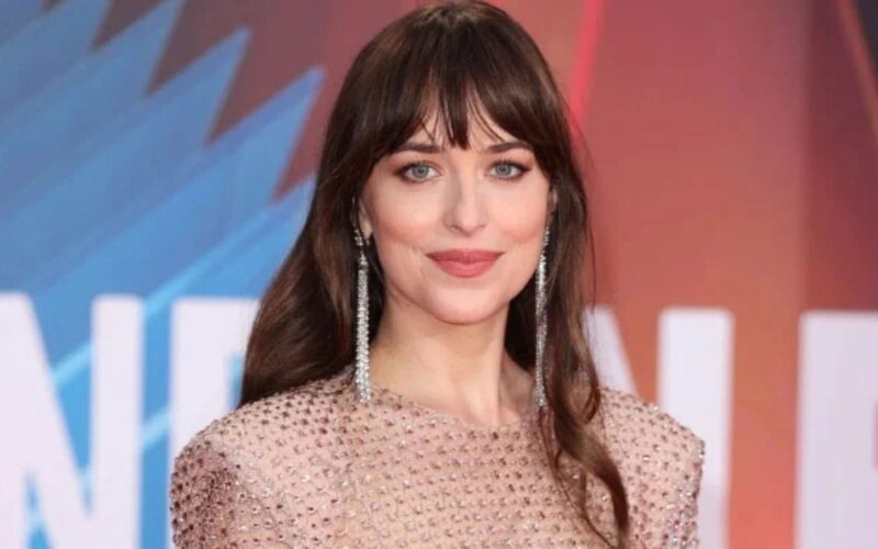 ¿Qué le pasa a tu cuerpo si duermes 14 horas? ¡Como Dakota Johnson!