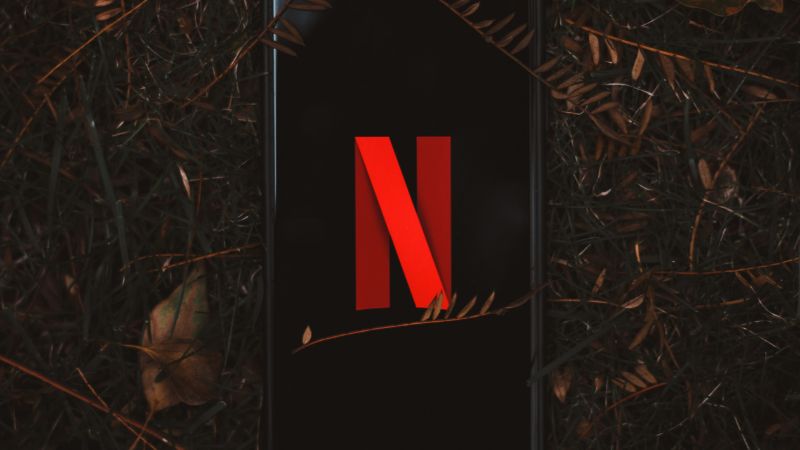 ¿Cuánto te gastas al año si tienes todas las plataformas de streaming? Suben los precios de HBO y Netflix