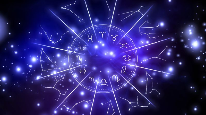 Los signos que tendrán un cambio radical antes de fin de año, Shiny and new!