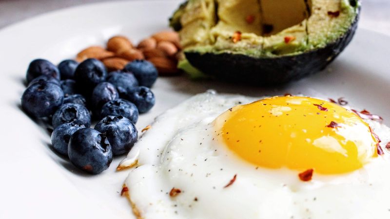 El lado negativo de la dieta keto ¿Puede promover el cáncer de mama?
