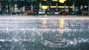 ¿Por qué la lluvia te enferma? ¡Las gotas de lluvia dispersan los virus!