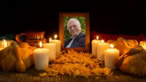 ¿Es bueno decorar con fotos de familiares que ya no están? Esto dice el Feng Shui