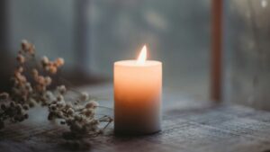 Mensajes ocultos de las velas ¿Qué significa que se mueva la flama?