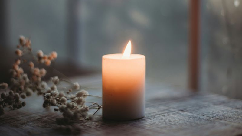 Mensajes ocultos de las velas ¿Qué significa que se mueva la flama?