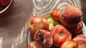 8 alimentos saludables que inflaman el estómago y causan gases