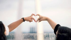 The truth is… ¿Por qué deberías estar enamorada de tus amigas?