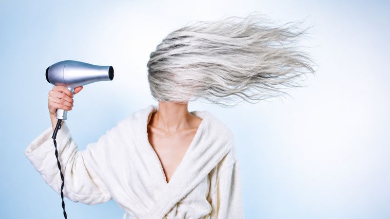 ¡Me vas a sacar canas! Tu estrés podría tener algo que ver